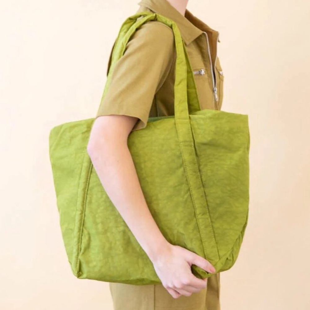 Baggu Travel Cloud Bag